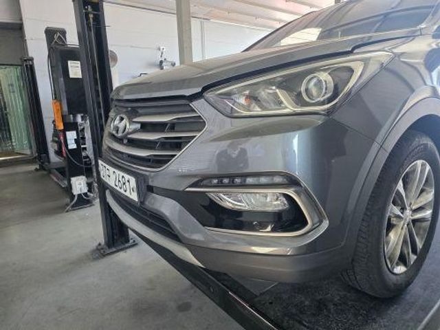 Hyundai Santafe 2018 — фото осмотра 1