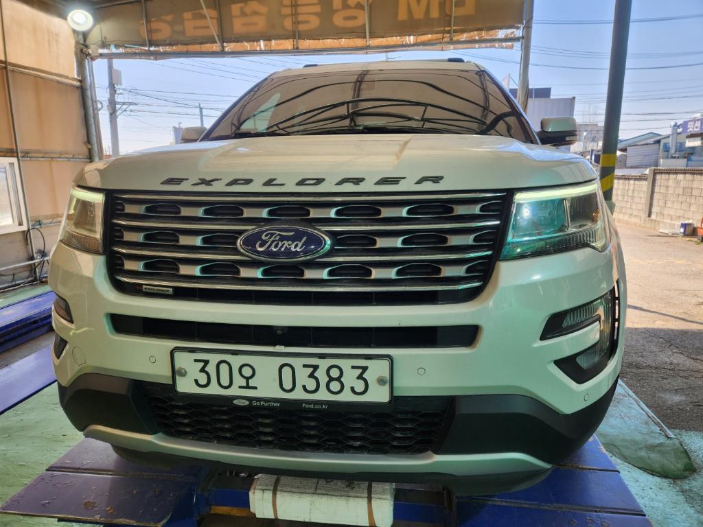 Ford Explorer 2017 — фото осмотра 1