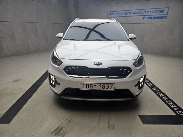 Kia Niro 2021 — фото осмотра 1