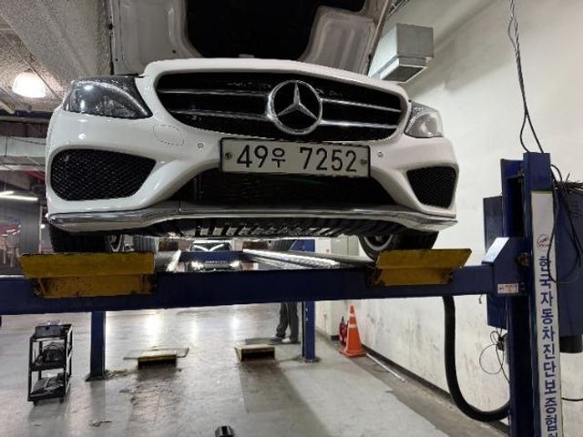 Mercedes-Benz C-Class 2018 — фото осмотра 1