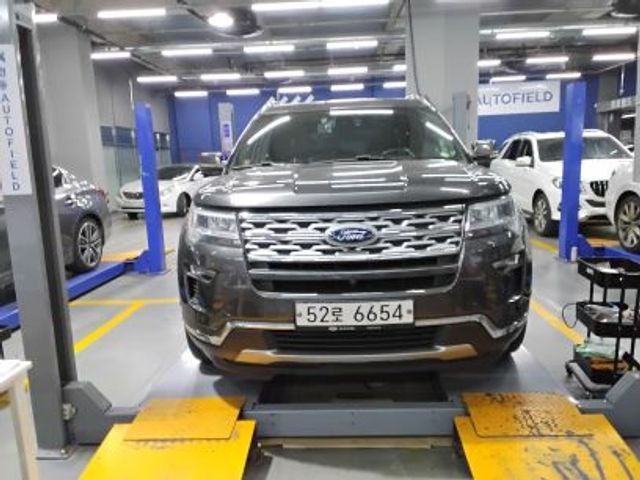Ford Explorer 2018 — фото осмотра 1