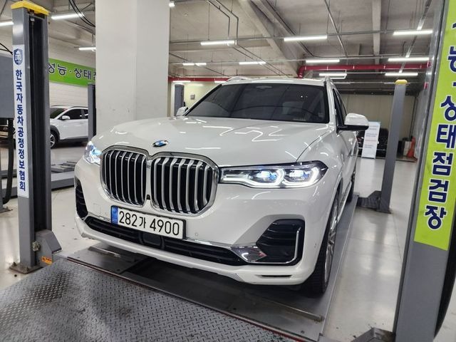 BMW X7 2022 — фото осмотра 1
