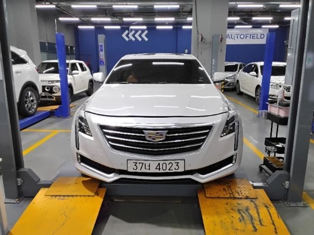 Cadillac CT6 2018 — фото осмотра 1