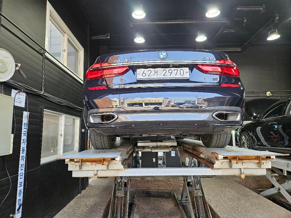 BMW 7-Series 2018 — фото осмотра 2