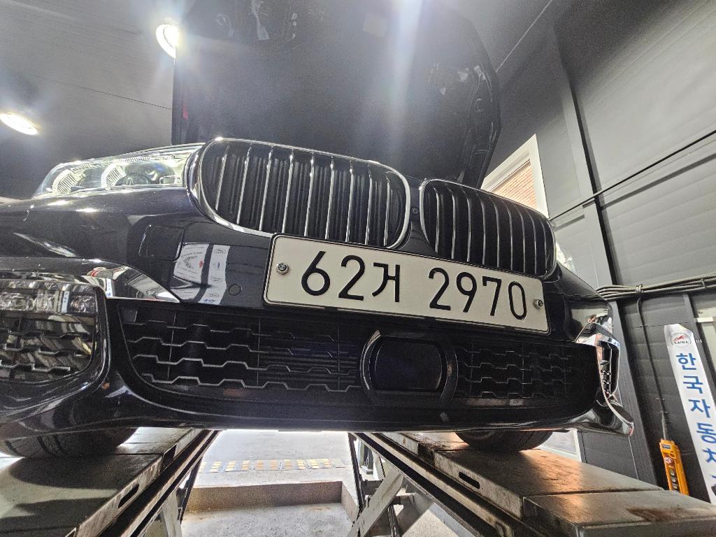 BMW 7-Series 2018 — фото осмотра 1