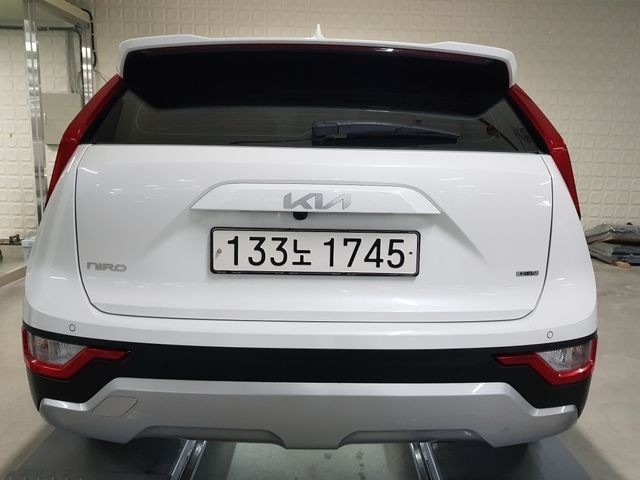 Kia Niro 2025 — фото осмотра 2