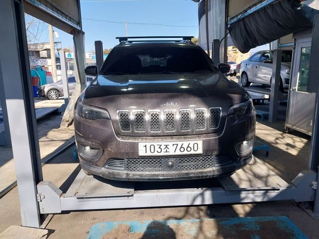 Jeep Cherokee 2019 — фото осмотра 1