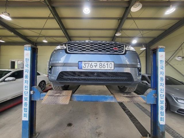 Land Rover Range Rover Velar 2018 — фото осмотра 1