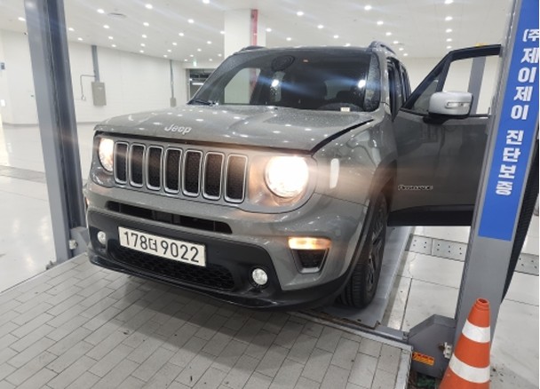 Jeep Renegade 2022 — фото осмотра 1
