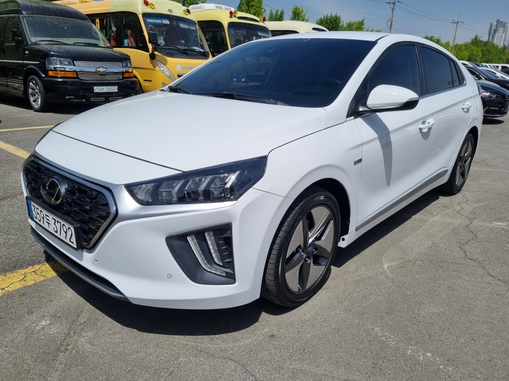 Hyundai Ioniq 2020 — фото осмотра 1