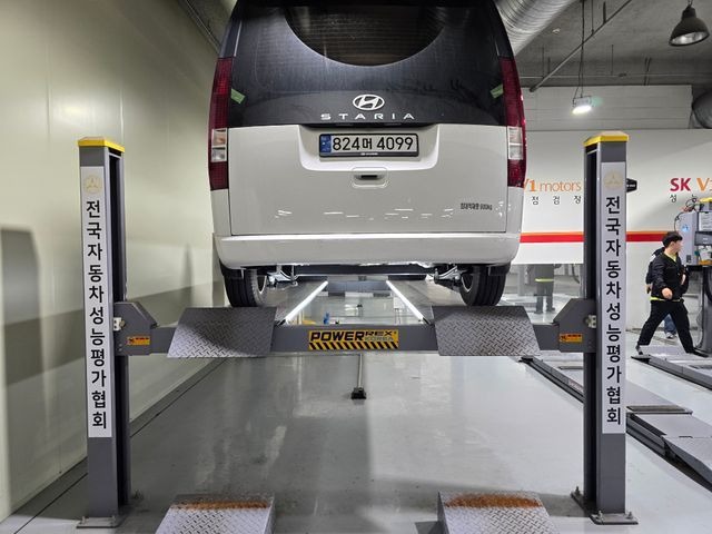 Hyundai Staria 2025 — фото осмотра 2