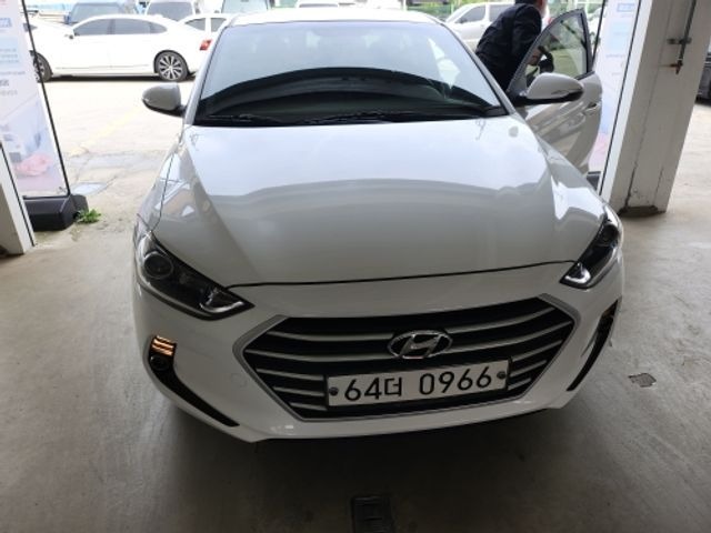 Hyundai AVANTE 2016 — фото осмотра 1