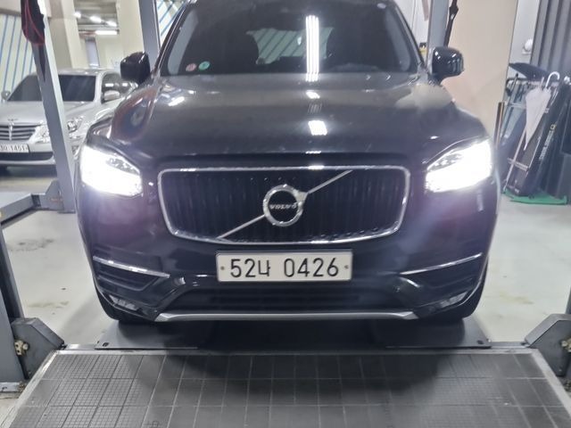 Volvo XC90 2017 — фото осмотра 1