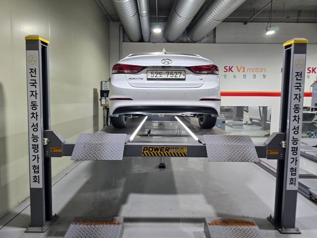 Hyundai AVANTE 2018 — фото осмотра 2