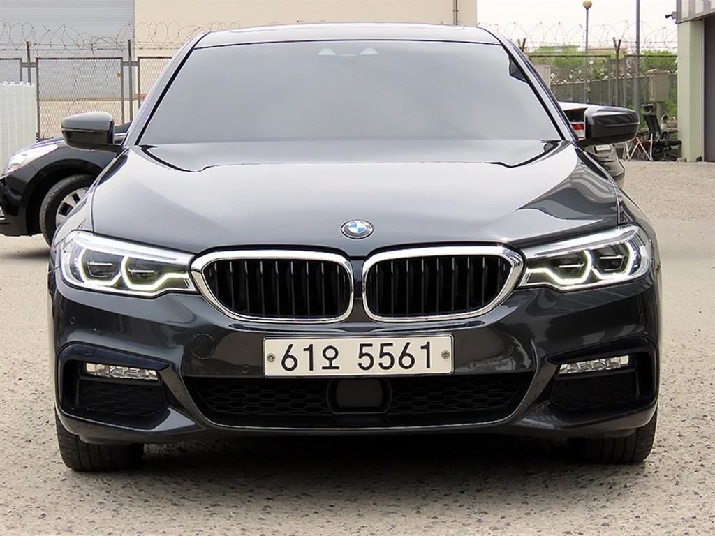 BMW 5-Series 2018 — фото осмотра 1