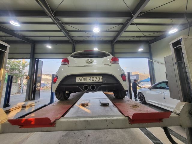 Hyundai Veloster 2016 — фото осмотра 2