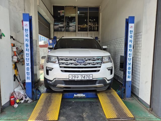 Ford Explorer 2018 — фото осмотра 1