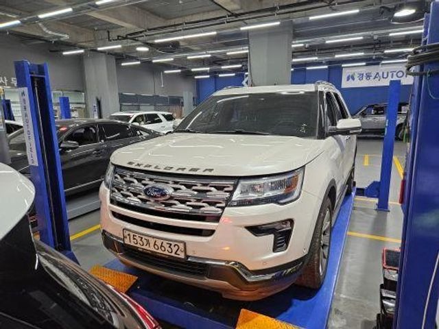 Ford Explorer 2018 — фото осмотра 1
