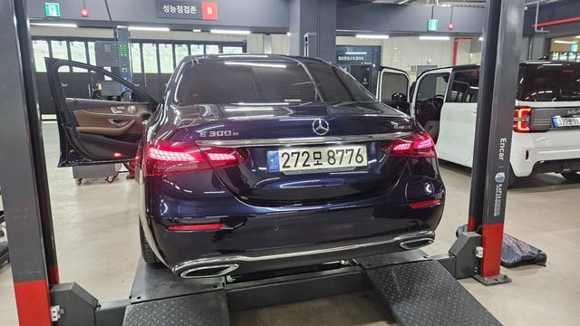 Mercedes-Benz E-Class 2022 — фото осмотра 2