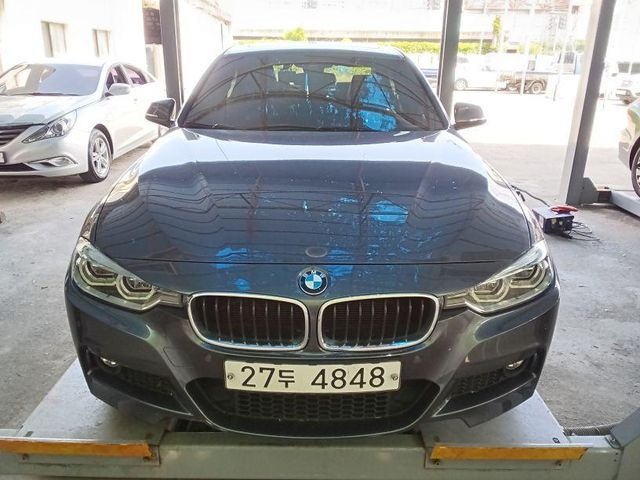 BMW 3-Series 2018 — фото осмотра 1