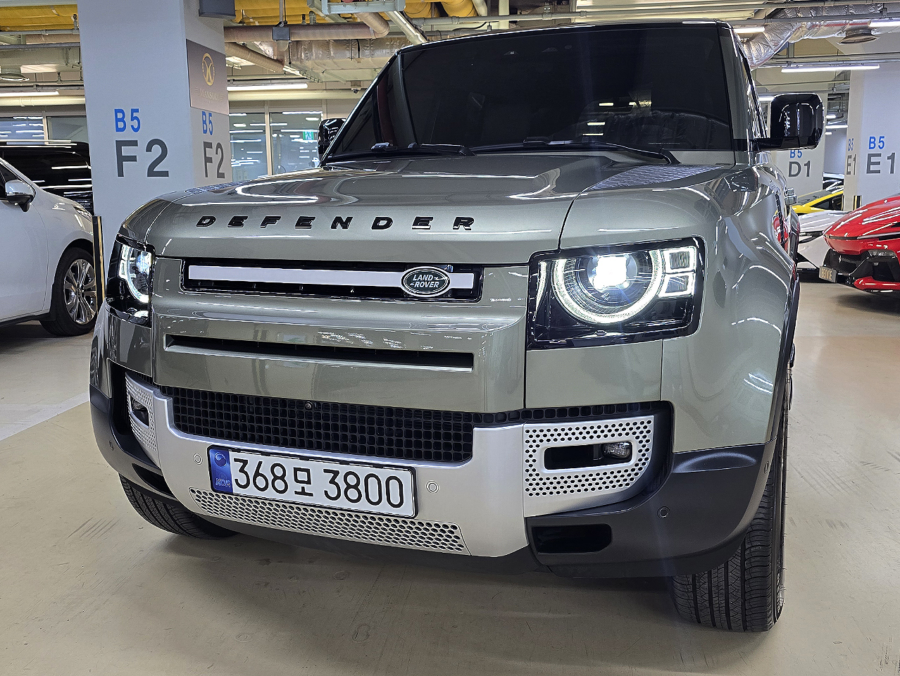 Land Rover Defender 2023 — фото осмотра 5
