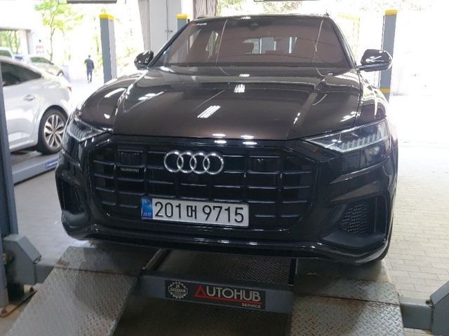 Audi Q8 2023 — фото осмотра 1