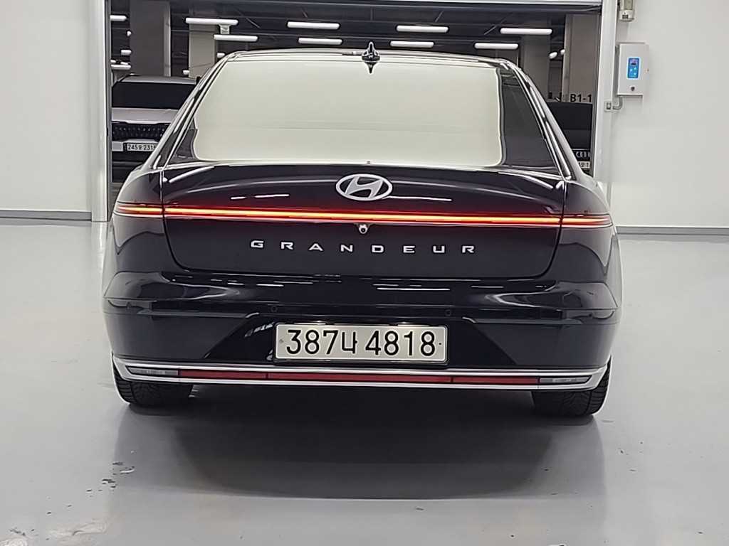 Hyundai Grandeur 2023 — фото осмотра 2