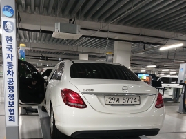 Mercedes-Benz C-Class 2018 — фото осмотра 2