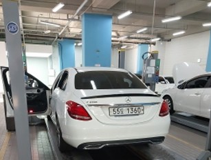 Mercedes-Benz C-Class 2018 — фото осмотра 2