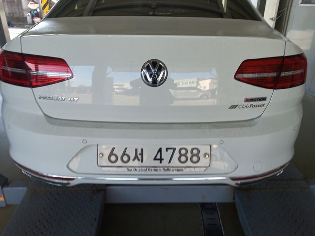 Volkswagen Passat 2018 — фото осмотра 2