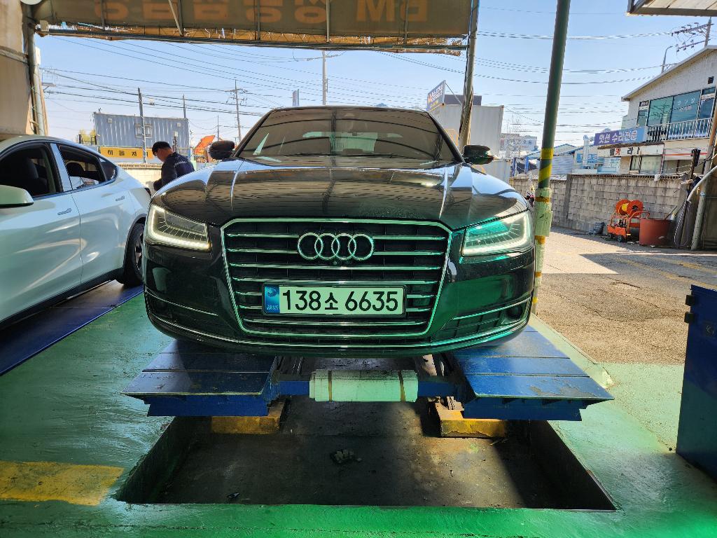 Audi A8 2015 — фото осмотра 1