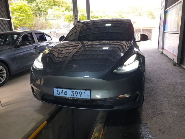 Tesla Model Y 2022 — фото осмотра 1