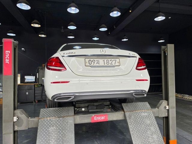 Mercedes-Benz E-Class 2018 — фото осмотра 2
