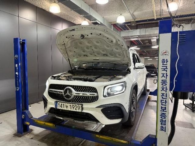 Mercedes-Benz GLB-Class 2021 — фото осмотра 1