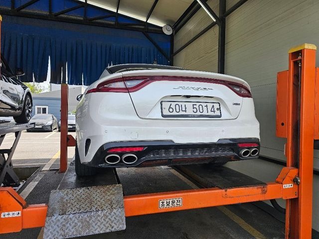 Kia Stinger 2018 — фото осмотра 2