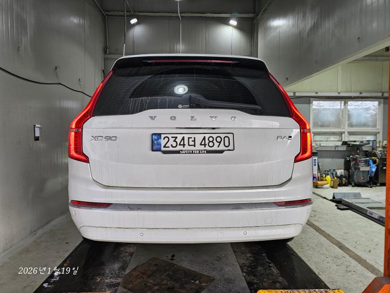 Volvo XC90 2023 — фото осмотра 2