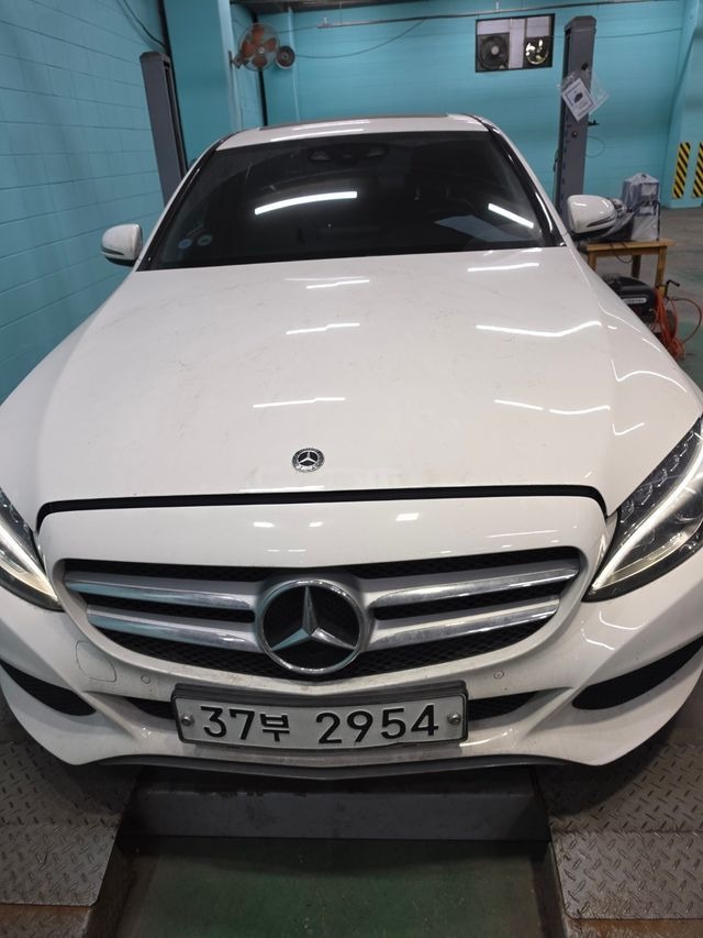 Mercedes-Benz C-Class 2018 — фото осмотра 1