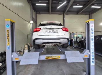 Mercedes-Benz GLA-Class 2018 — фото осмотра 2