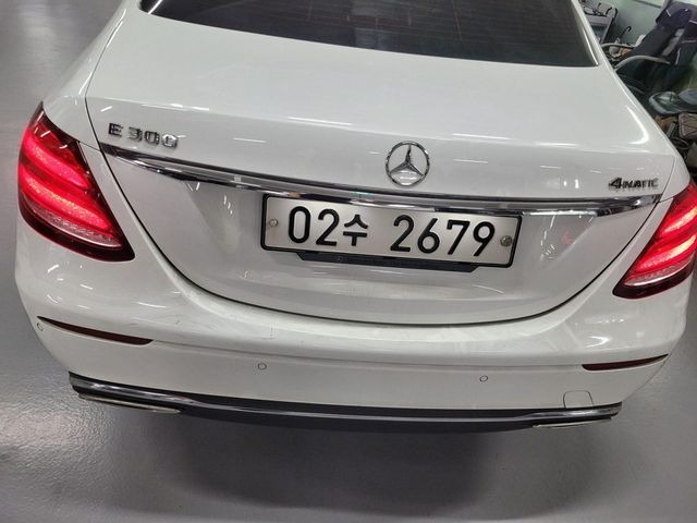 Mercedes-Benz E-Class 2017 — фото осмотра 2