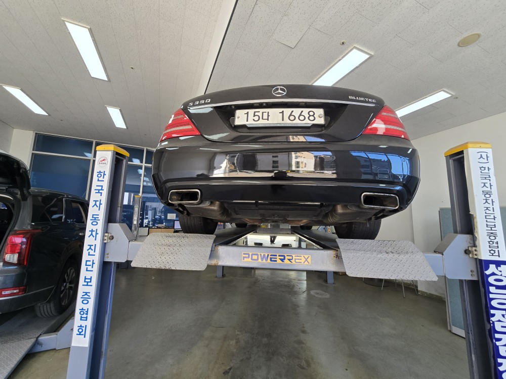 Mercedes-Benz S-Class 2012 — фото осмотра 2