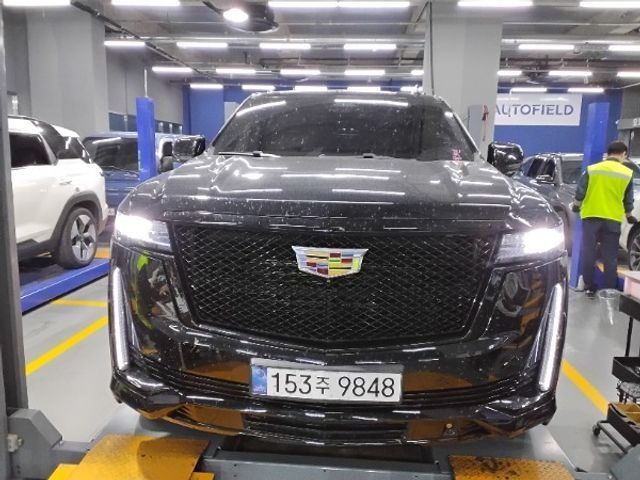 Cadillac Escalade 2023 — фото осмотра 1