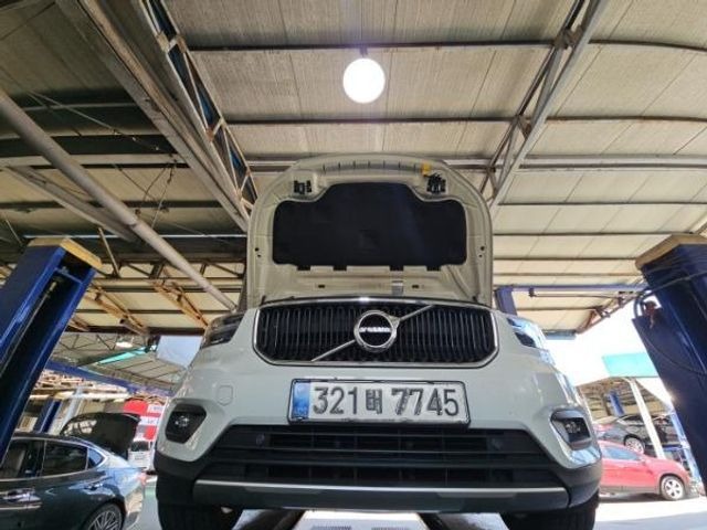 Volvo XC40 2021 — фото осмотра 1