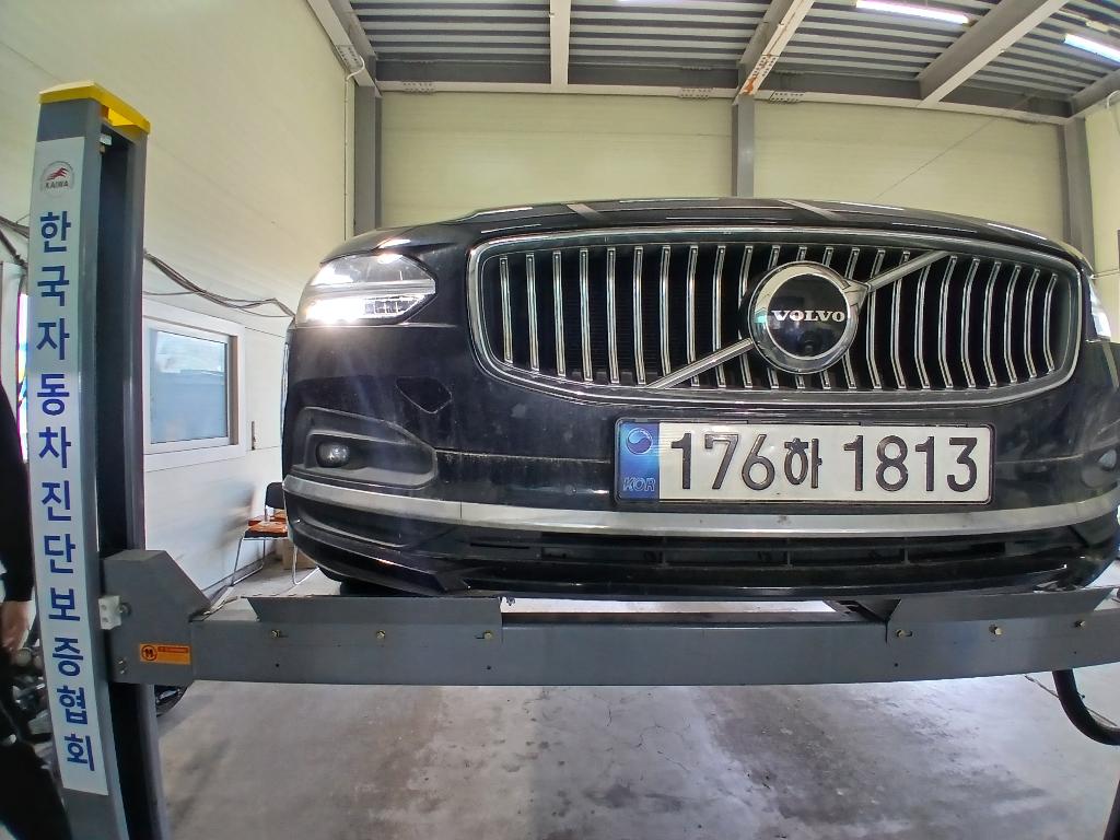Volvo S90 2023 — фото осмотра 1