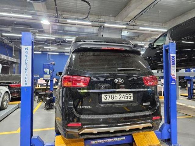 Kia Canival 2019 — фото осмотра 2