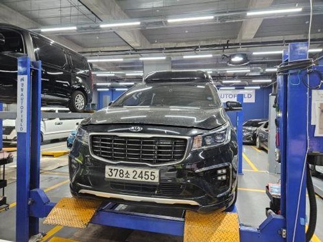 Kia Canival 2019 — фото осмотра 1