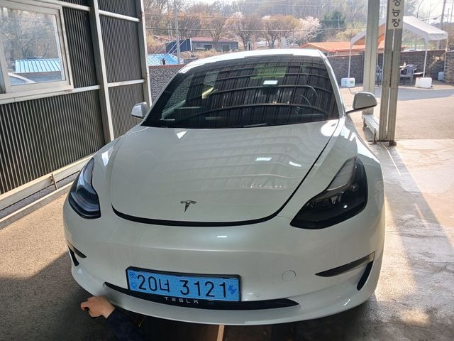 Tesla Model 3 2022 — фото осмотра 1