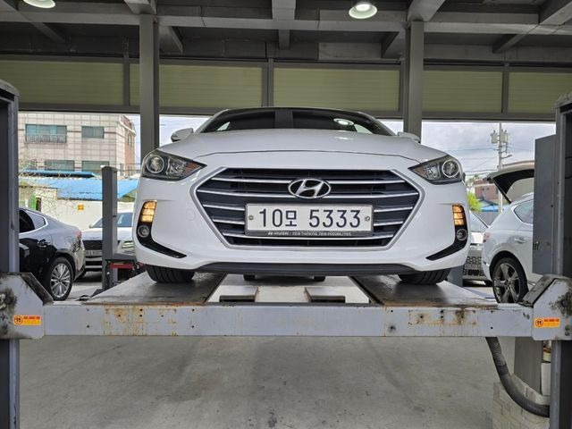 Hyundai AVANTE 2018 — фото осмотра 1