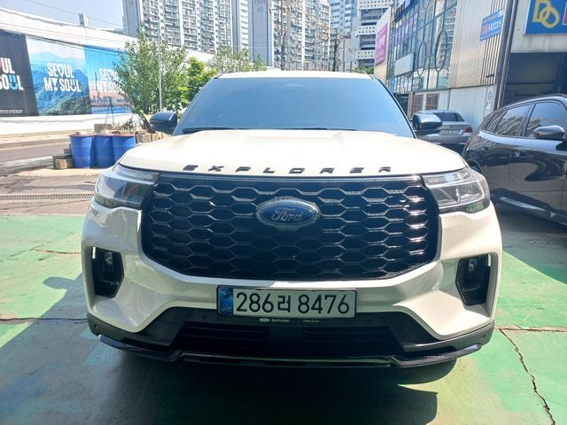 Ford Explorer 2025 — фото осмотра 1