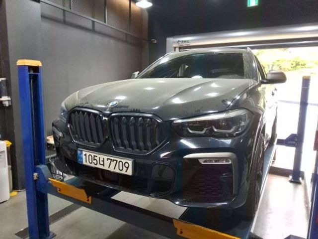 BMW X6 2021 — фото осмотра 1