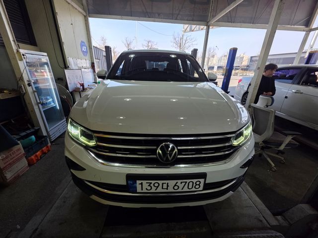 Volkswagen Tiguan 2023 — фото осмотра 1